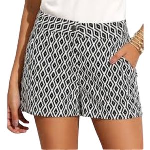 CB Black and White Geo Pattern Pocket Mid-Waist Shorts.